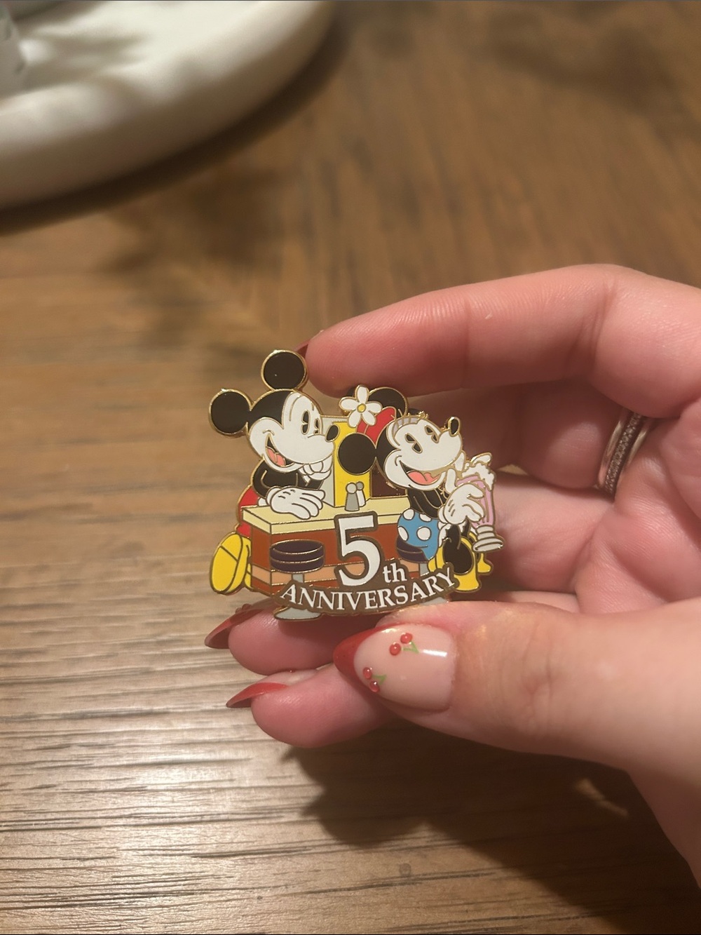 Disney Soda Fountain 5th Anniversary Mickey & Minnie Limited Edition Pin